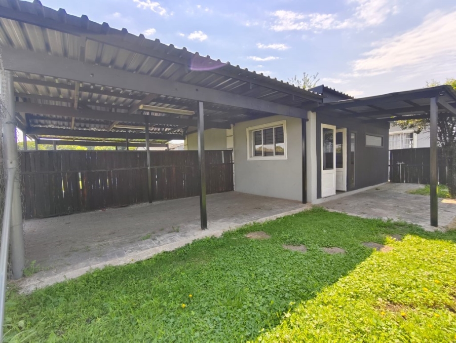 1 Bedroom Property for Sale in Hartbeesfontein North West